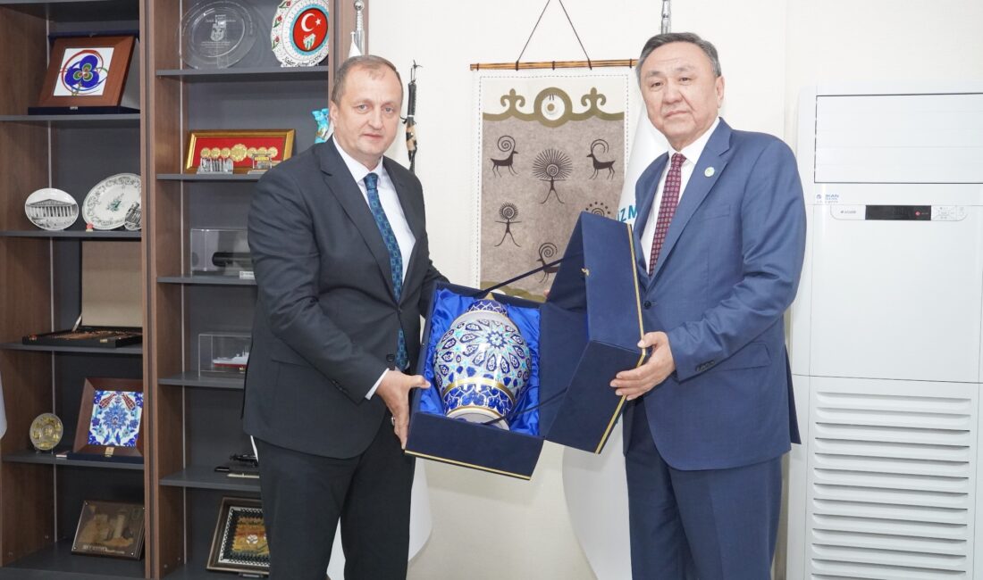 Bursa'nın İznik ilçesinde Kırgız Cumhuriyeti tarafından her yıl geleneksel olarak