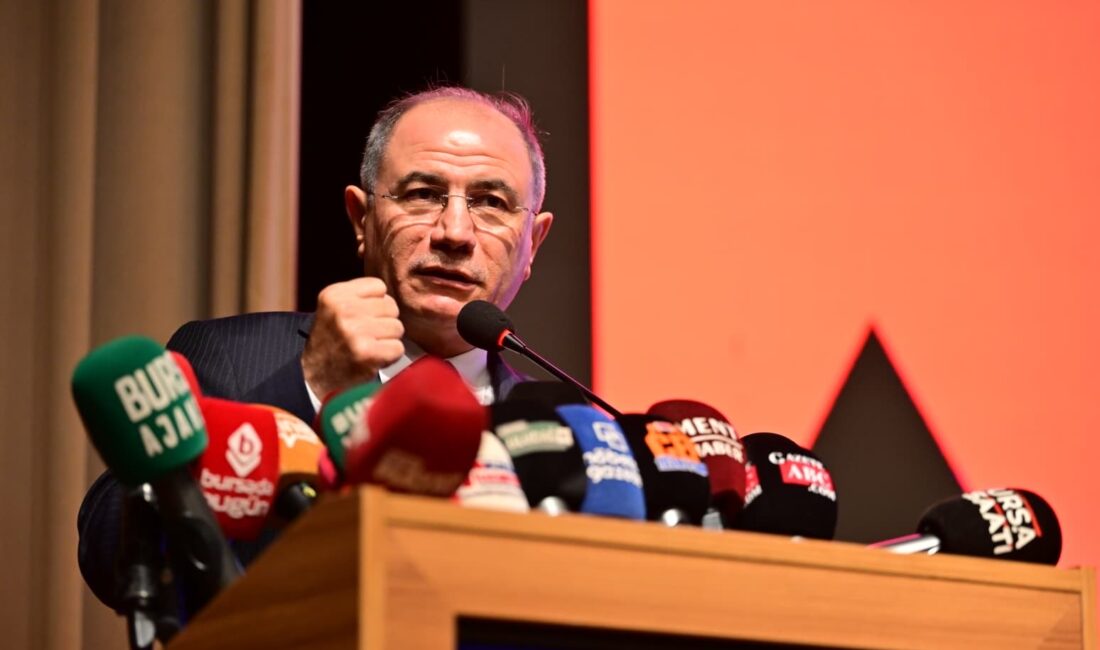 AK Parti Bursa İl Başkanlığı tarafından geleneksel olarak düzenlenen bayramlaşma