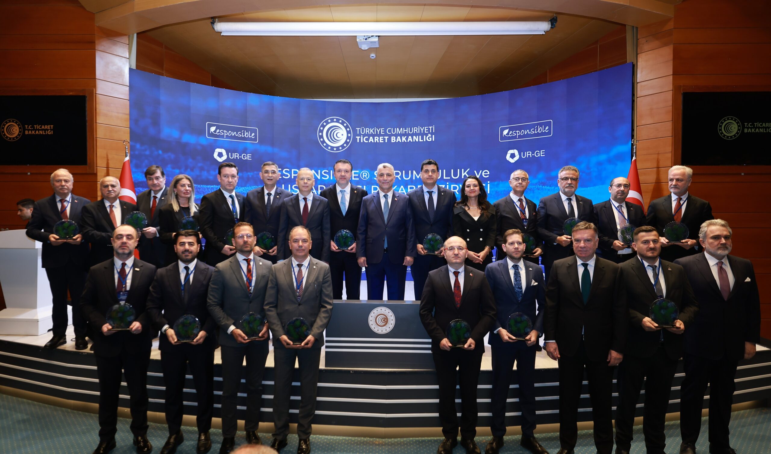 Türkiye’de Ticaret Bakanlığı destekleriyle yürütülen 48 UR-GE ve HİSER projesiyle
