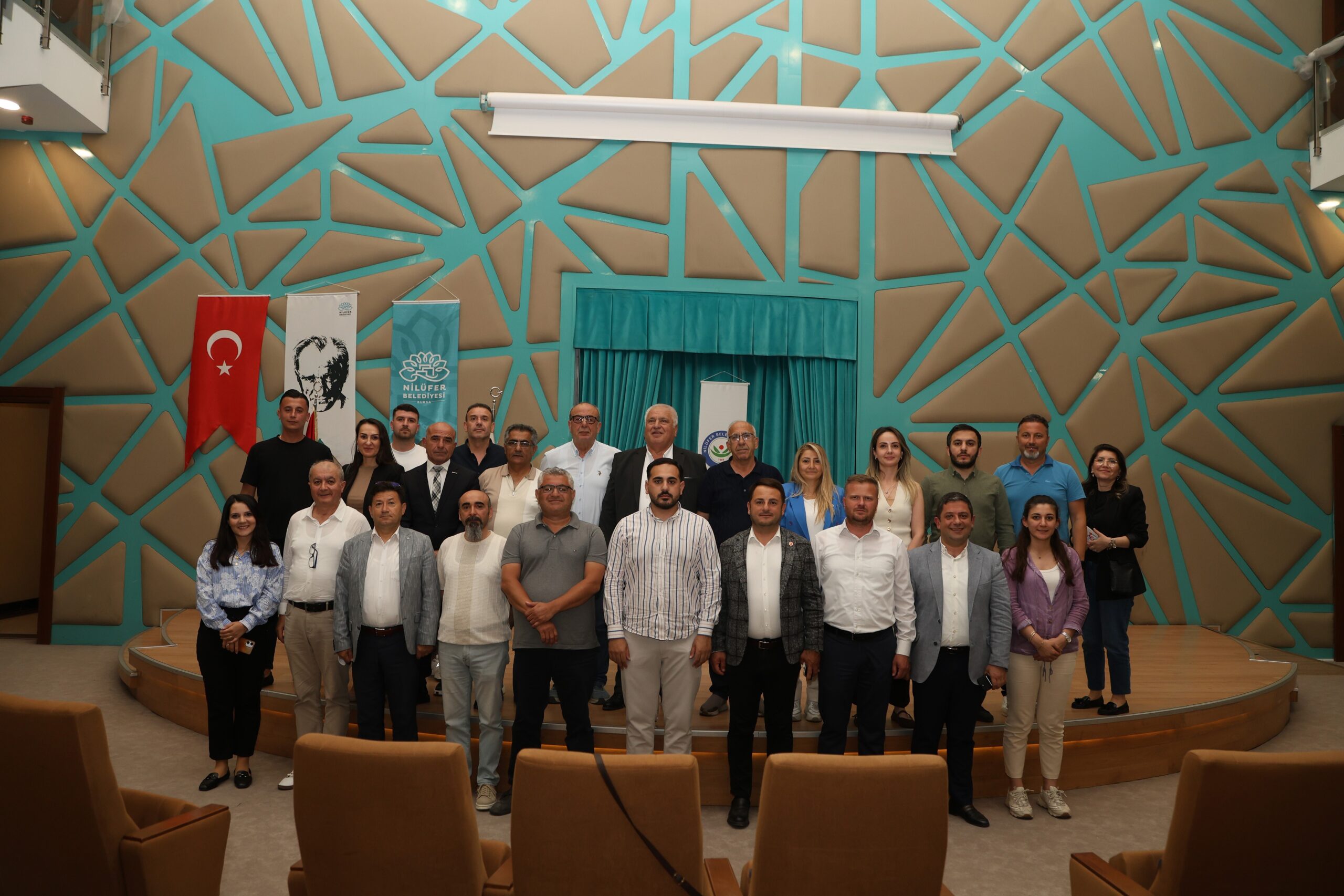 Nilüfer Belediyespor Kulübü’nde yapılan olağanüstü genel kurulunda Muharrem Or yeniden