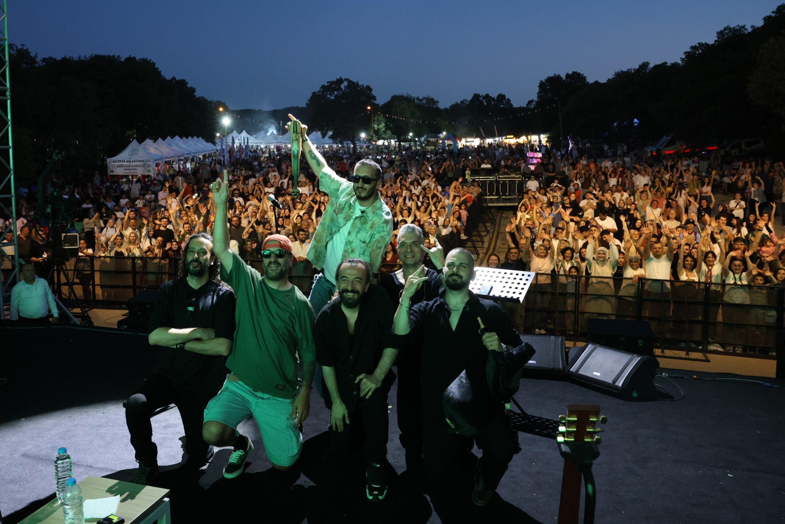 2. Nilüfer Karadeniz Festivali’nin ikinci günü de dolu dolu geçti.