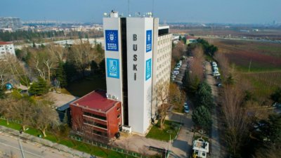 Bursa Büyükşehir Belediyesi'ne bağlı BUSKİ'de bürokratik değişim devam ediyor. Kurumda
