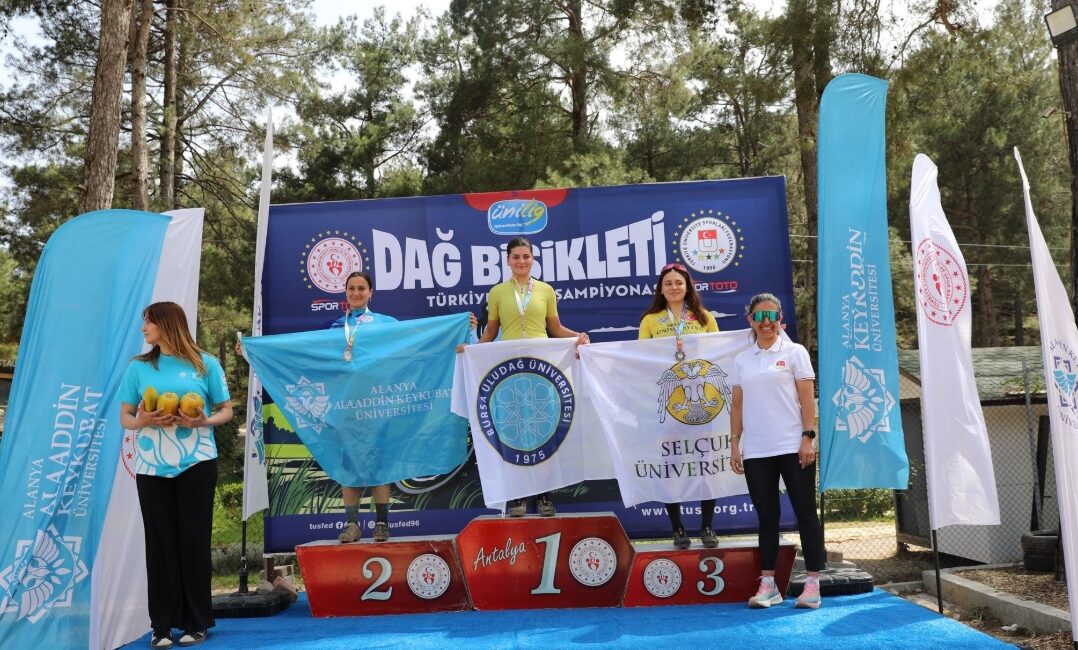 Bursa Uludağ Üniversitesi (BUÜ) sporcuları, katıldıkları Türkiye Üniversitelerarası şampiyonalarda elde