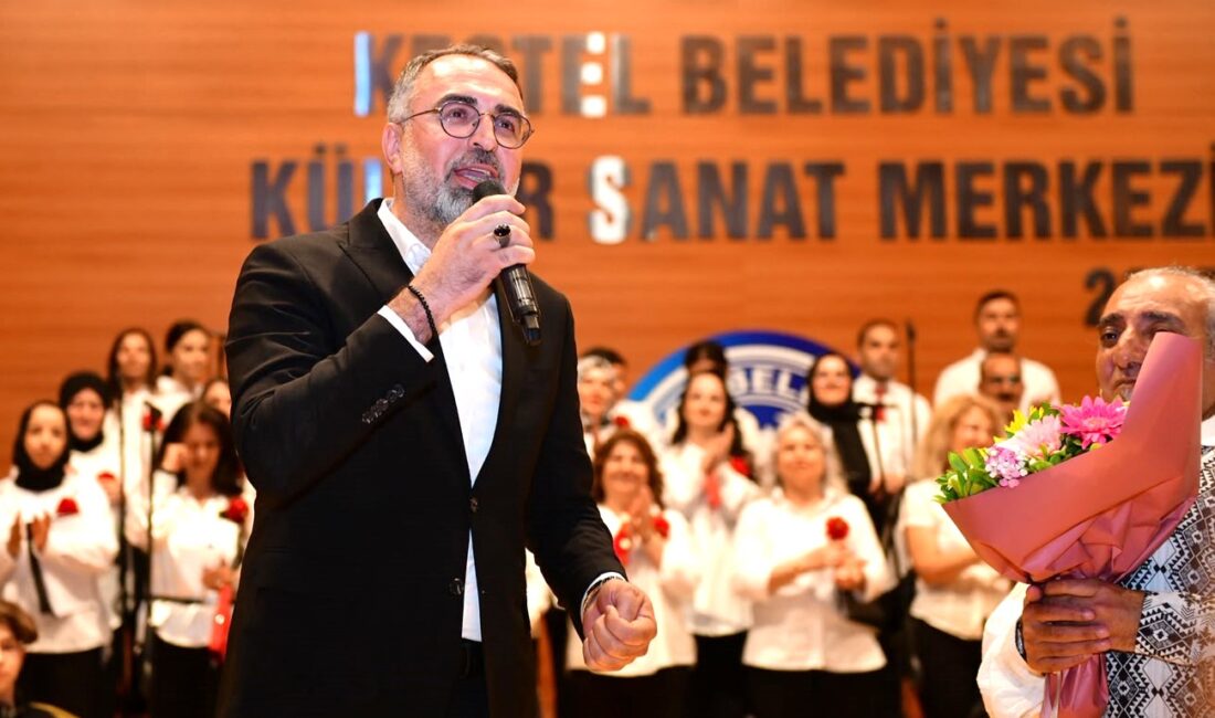 Kestel Belediyesi Türk Halk Müziği Korosu tarafından gerçekleştirilen konser, sanatseverlerin