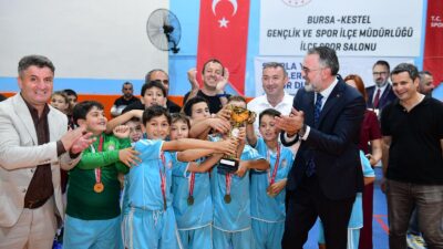 Kestel Belediyesi’nin spora ve gençliğe yönelik destekleri aralıksız sürüyor. 