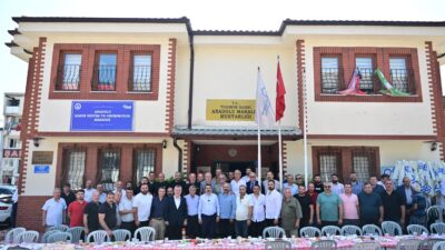 Yıldırım Belediye Başkanı Oktay Yılmaz, Anadolu Mahallesi esnafıyla bir araya