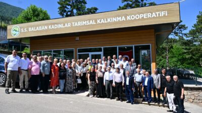 Yıldırım Belediye Başkanı Oktay Yılmaz, mahallelerin ihtiyaç ve taleplerini değerlendirmek