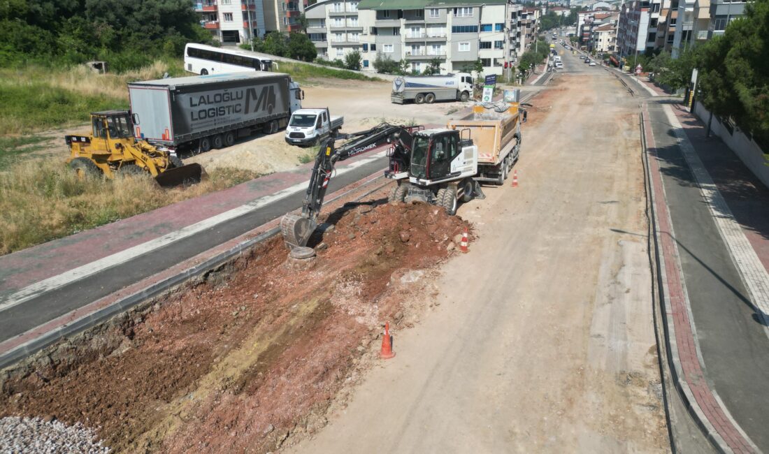 Bursa Büyükşehir Belediyesi, şehir genelinde üstyapı ve altyapı ağını güçlendirme