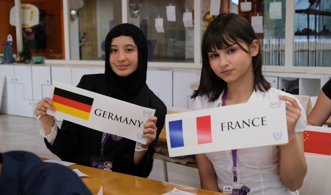 Şahinkaya Model United Nations (MUN) 2026 Konferansı, Bursa'nın farklı okullarından