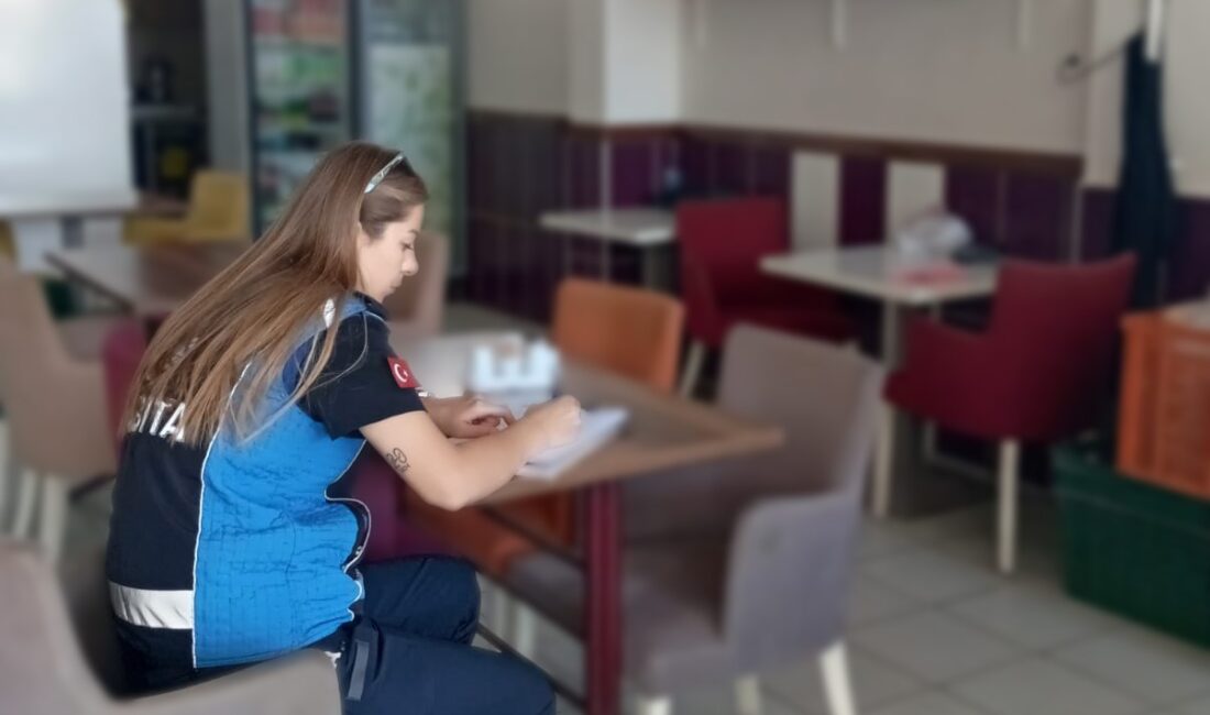 İnegöl Belediyesi Zabıta Müdürlüğü ekipleri, rutin denetim faaliyetleri kapsamında döner