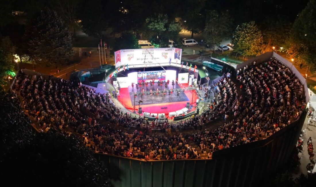 İnegöl Belediyesi'nin 39. Uluslararası Kültür Sanat Festivali coşkusu sürüyor. Festivalin