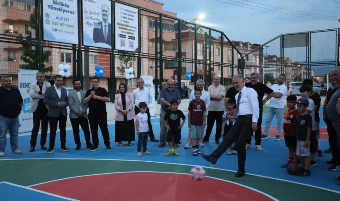 İnegöl Belediyesi’nin Süleymaniye Mahallesi Yamaç Sokak üzerinde yapımını tamamladığı semt