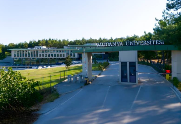 Bursa’nın tek vakıf üniversitesi olan Mudanya Üniversitesi’nde, üniversite adaylarına tercih